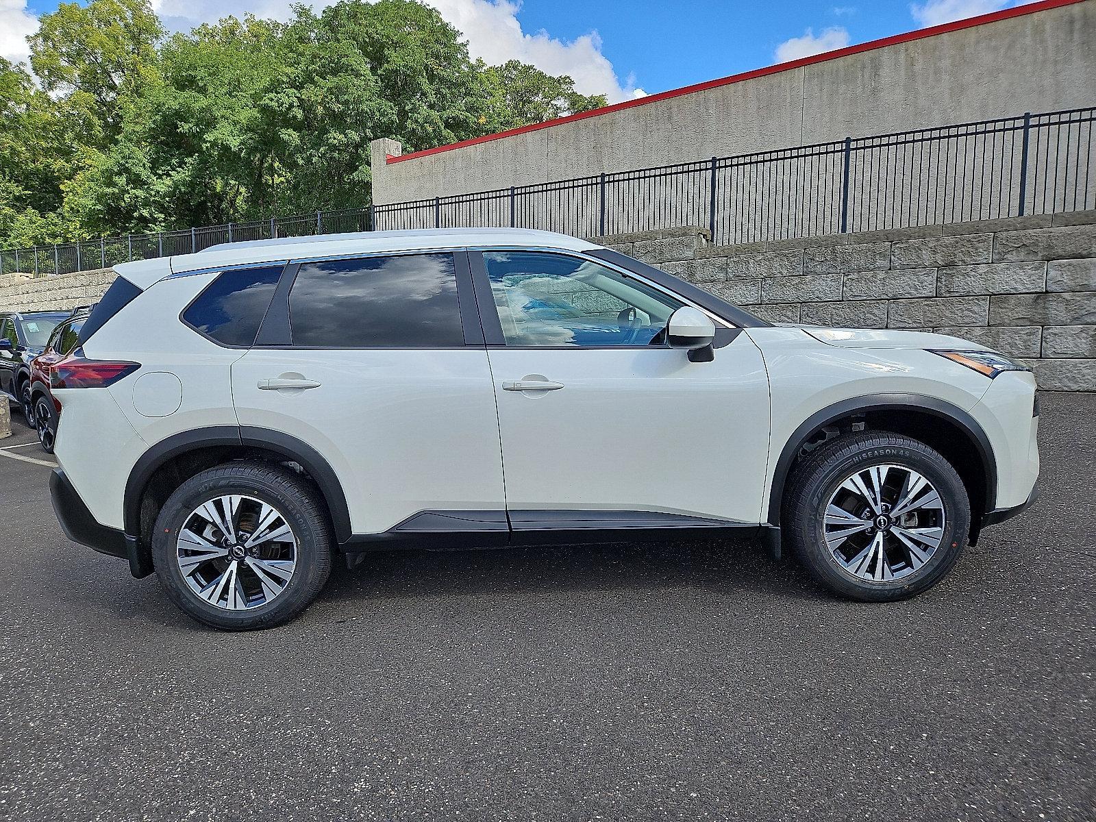 2023 Nissan Rogue Vehicle Photo in Jenkintown, PA 19046