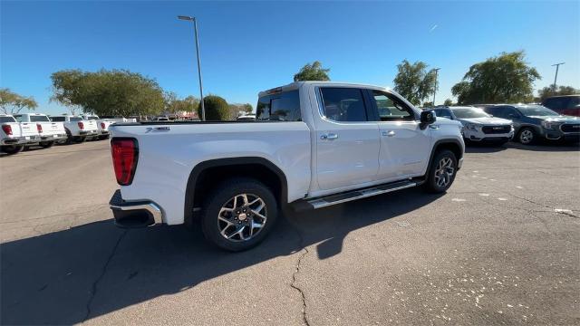 2025 GMC Sierra 1500 Vehicle Photo in GOODYEAR, AZ 85338-1310