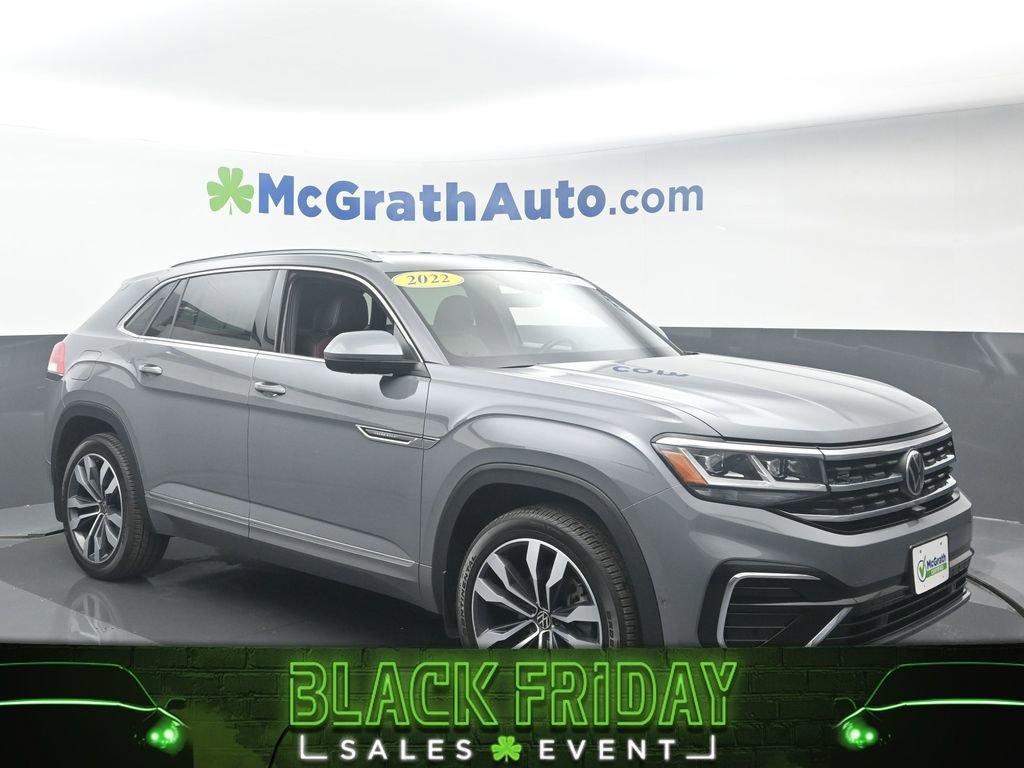 2022 Volkswagen Atlas Cross Sport Vehicle Photo in Marion, IA 52302