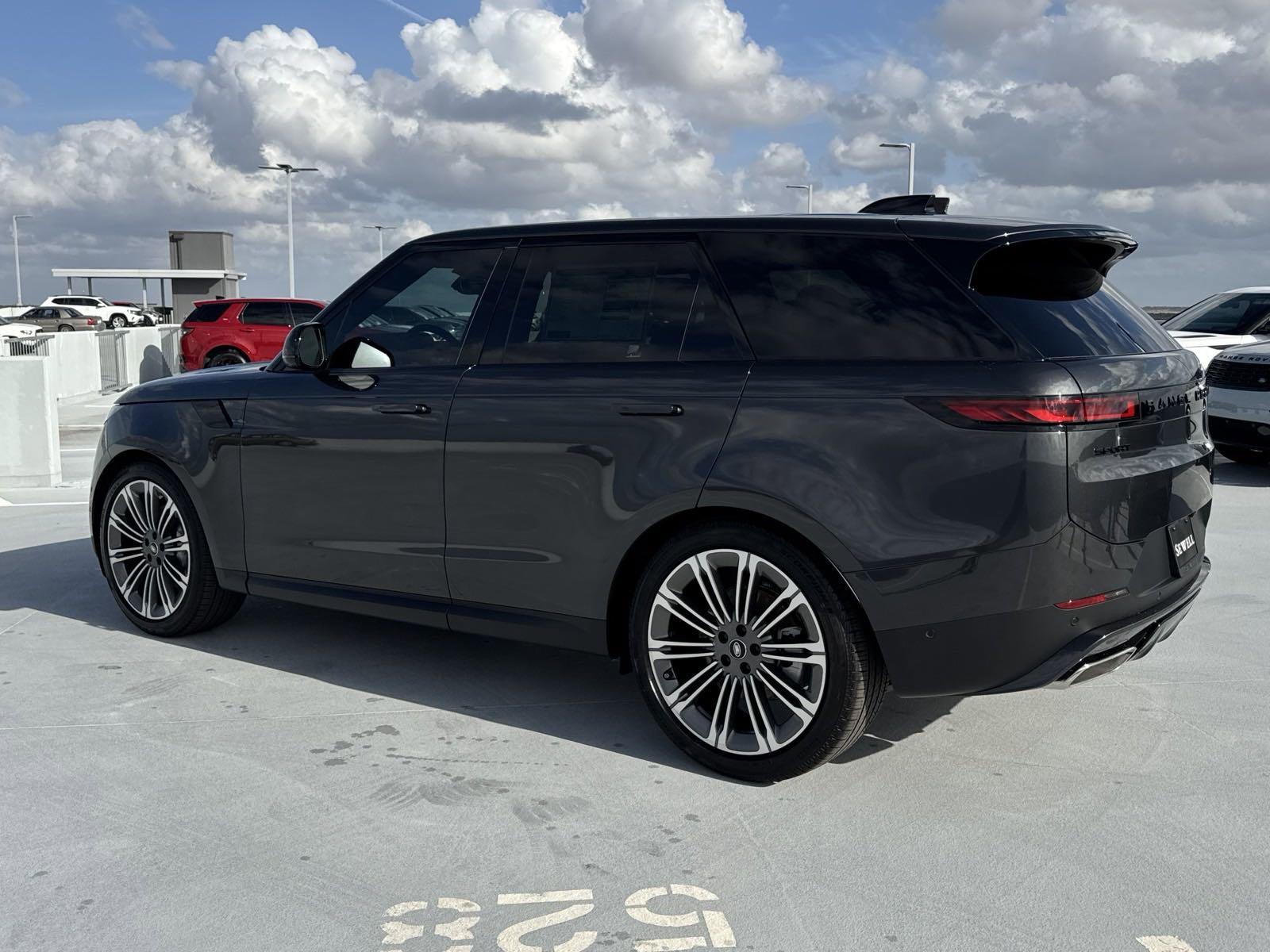 2025 Range Rover Sport Vehicle Photo in AUSTIN, TX 78717