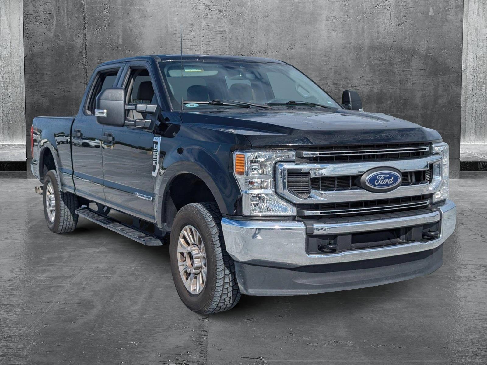 2022 Ford Super Duty F-250 SRW Vehicle Photo in Ft. Myers, FL 33907