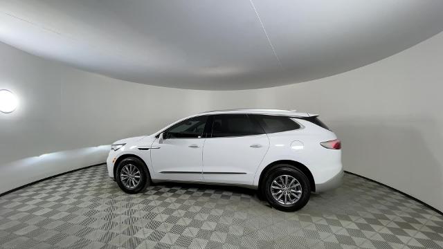 2024 Buick Enclave Vehicle Photo in GILBERT, AZ 85297-0402