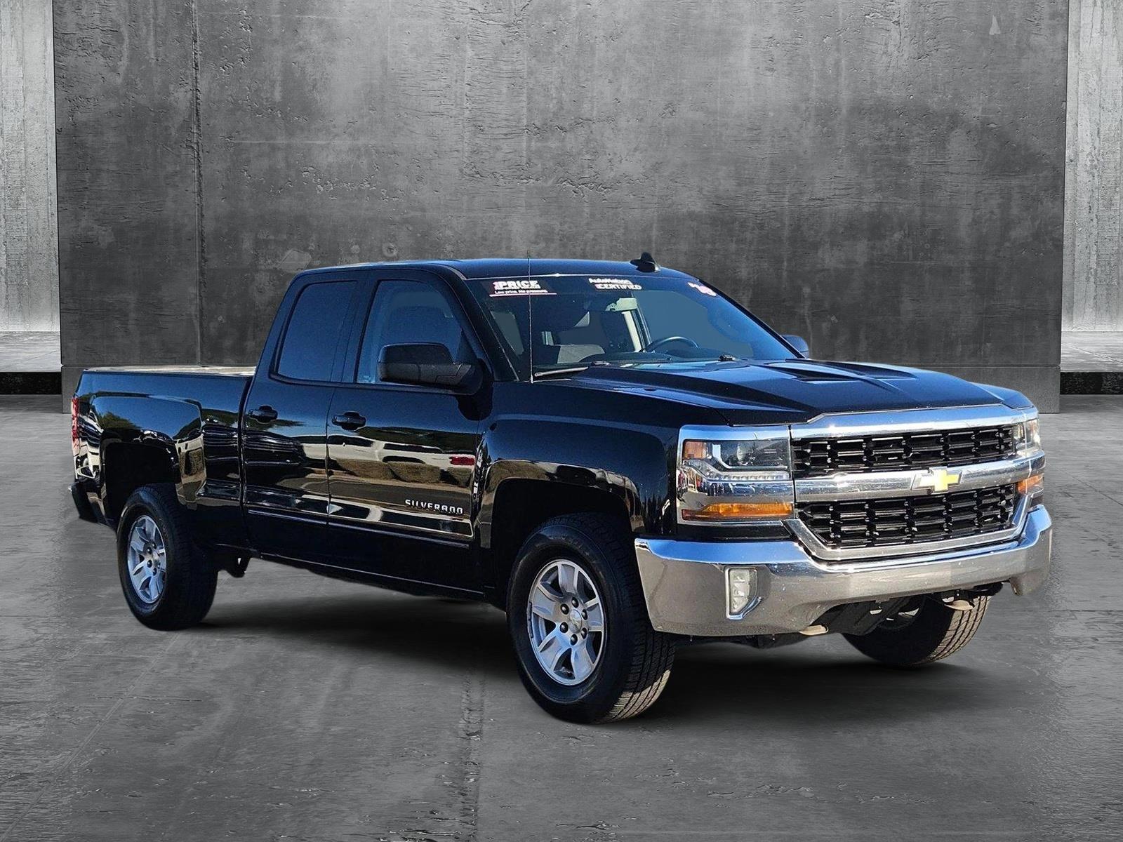 2018 Chevrolet Silverado 1500 Vehicle Photo in GILBERT, AZ 85297-0446