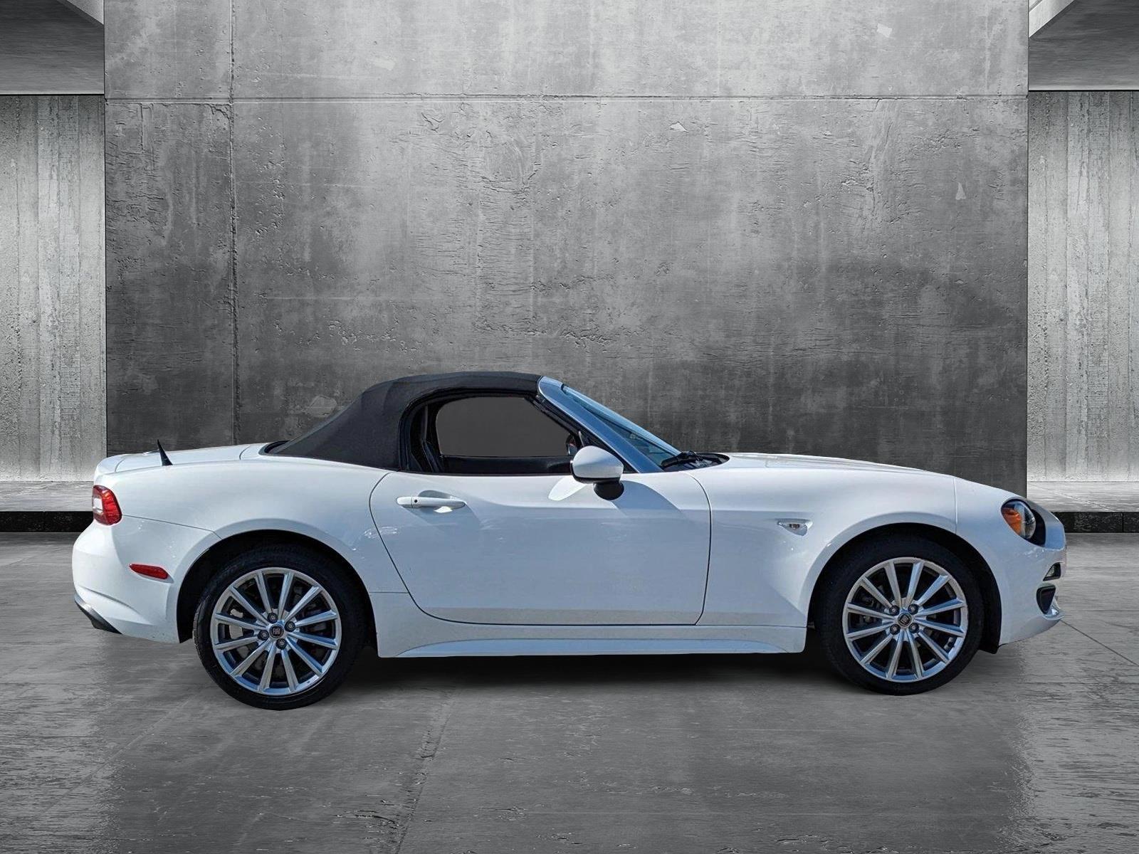 2017 FIAT 124 Spider Vehicle Photo in Sanford, FL 32771