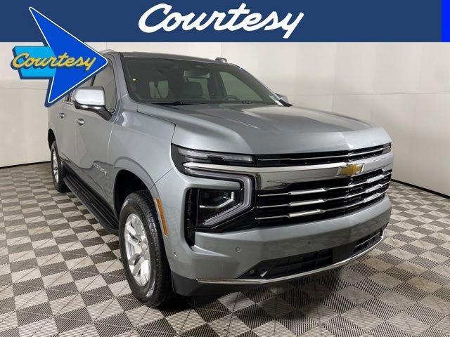 2025 Chevrolet Suburban Vehicle Photo in PHOENIX, AZ 85014-3381
