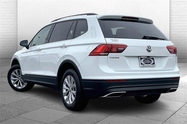 2020 Volkswagen Tiguan Vehicle Photo in KANSAS CITY, MO 64114-4502