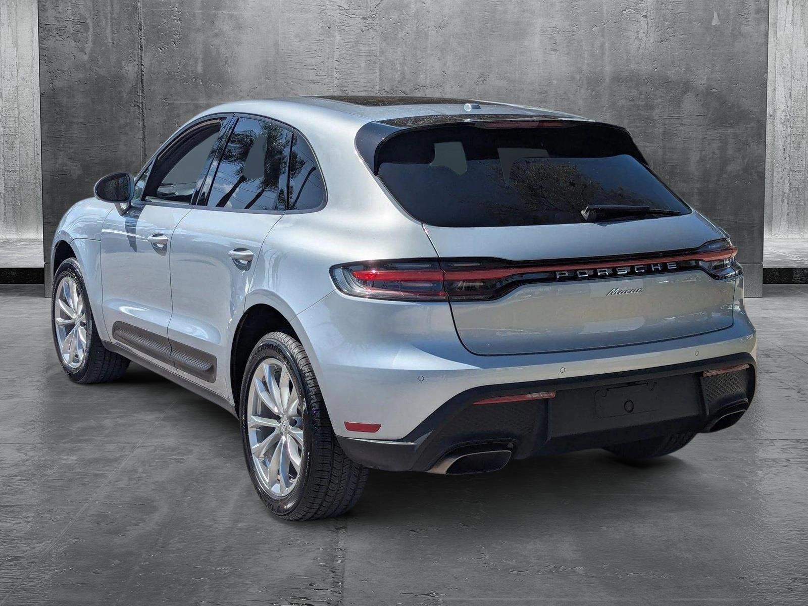 2022 Porsche Macan Vehicle Photo in Delray Beach, FL 33444