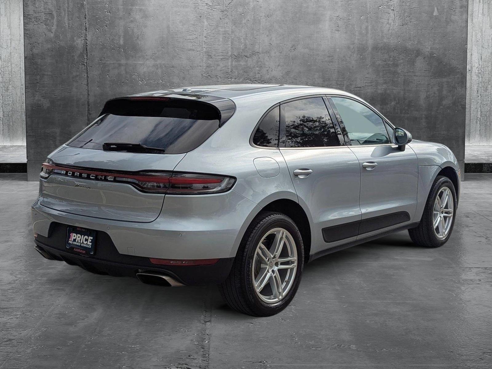 2020 Porsche Macan Vehicle Photo in Delray Beach, FL 33444