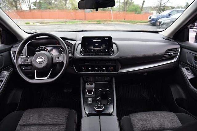 2024 Nissan Rogue Vehicle Photo in Ballwin, MO 63011