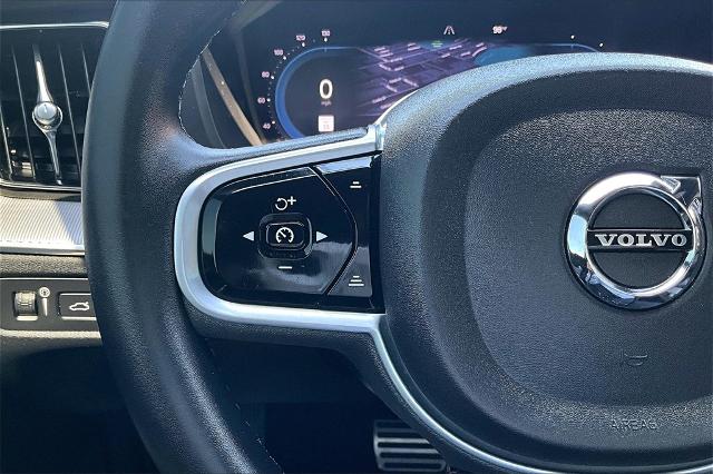 2022 Volvo XC60 Recharge Plug-In Hybrid Vehicle Photo in Houston, TX 77007