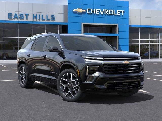 2025 Chevrolet Traverse Vehicle Photo in Roslyn, NY 11576