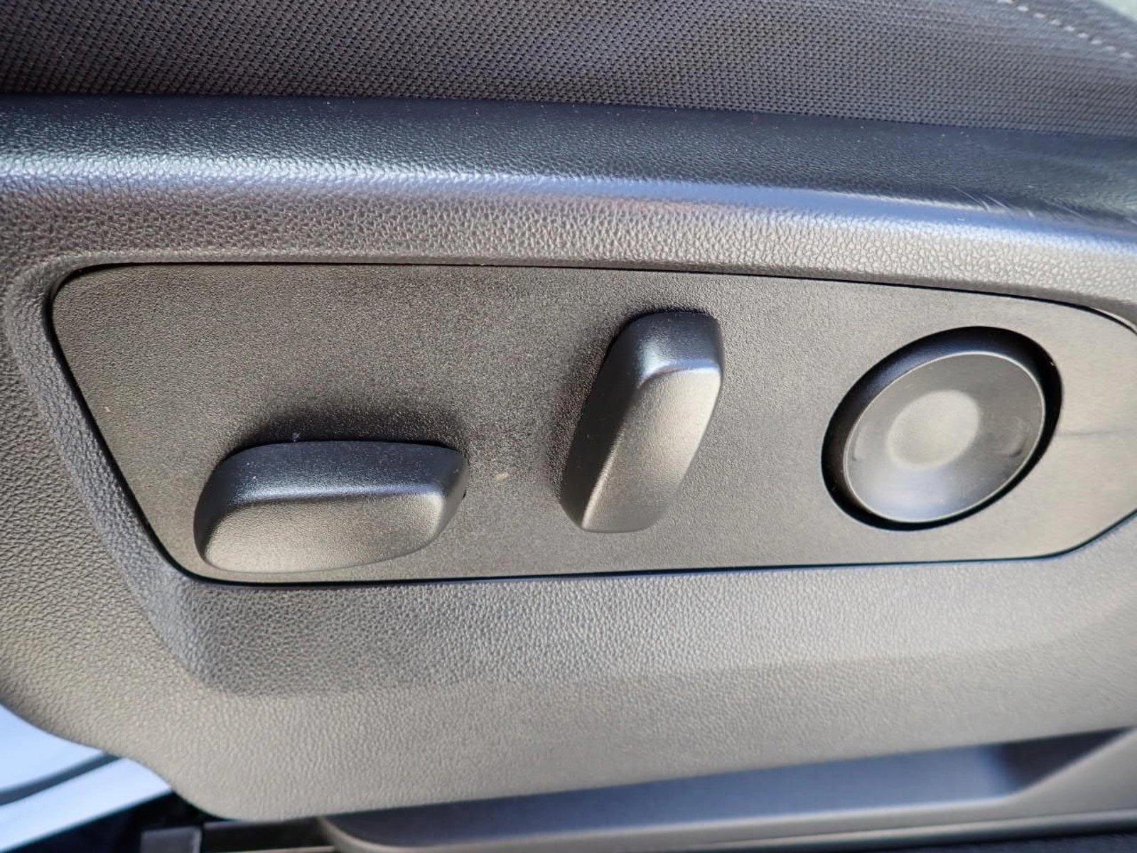 2023 Chevrolet Silverado 1500 Vehicle Photo in DENVER, CO 80221-3610