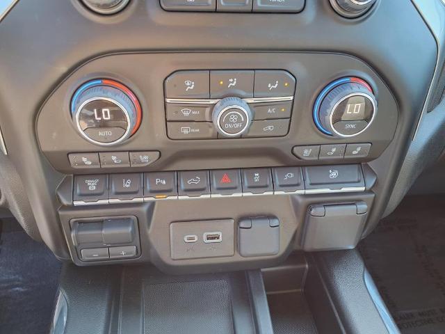 2022 Chevrolet Silverado 3500 HD Vehicle Photo in EMPORIA, VA 23847-1235