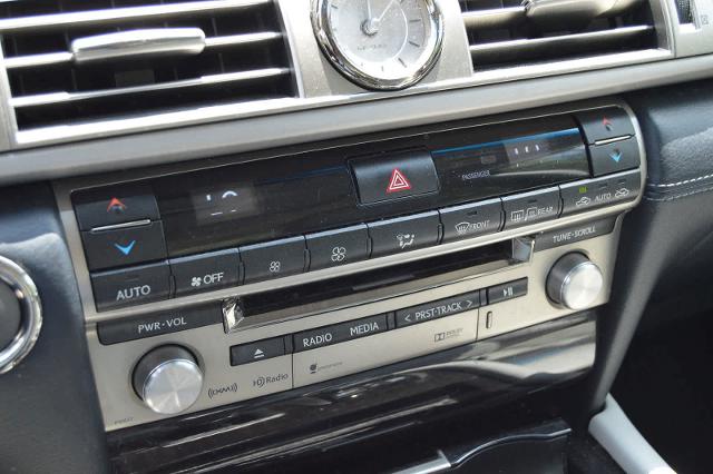 2015 Lexus LS 460 Vehicle Photo in Houston, TX 77090