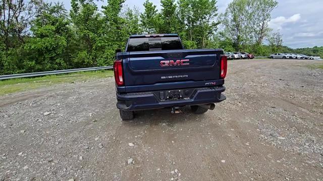 2021 GMC Sierra 2500 HD Vehicle Photo in Pleasant Hills, PA 15236