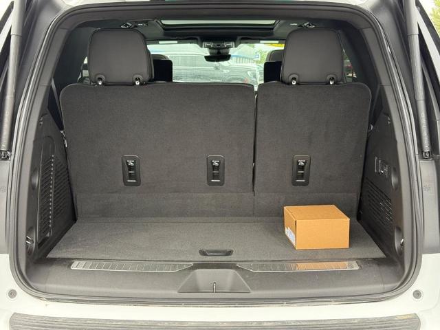 2024 Chevrolet Tahoe Vehicle Photo in COLUMBIA, MO 65203-3903