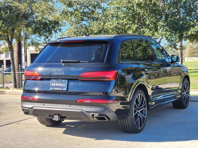 2025 Audi Q7 Vehicle Photo in HOUSTON, TX 77090