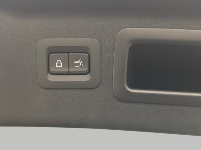 2024 Mazda CX-90 Vehicle Photo in GREEN BAY, WI 54303-3330