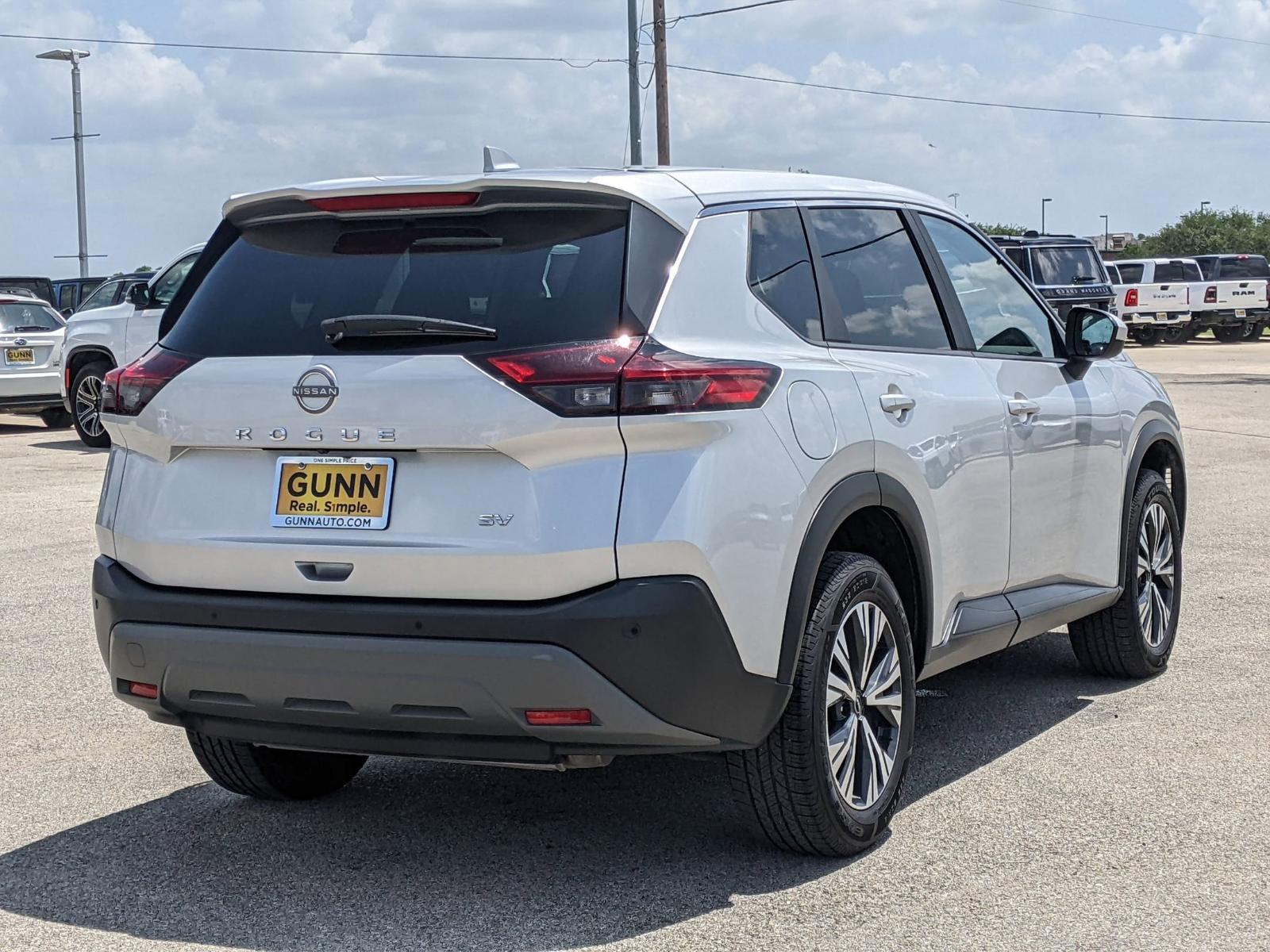 2023 Nissan Rogue Vehicle Photo in Seguin, TX 78155