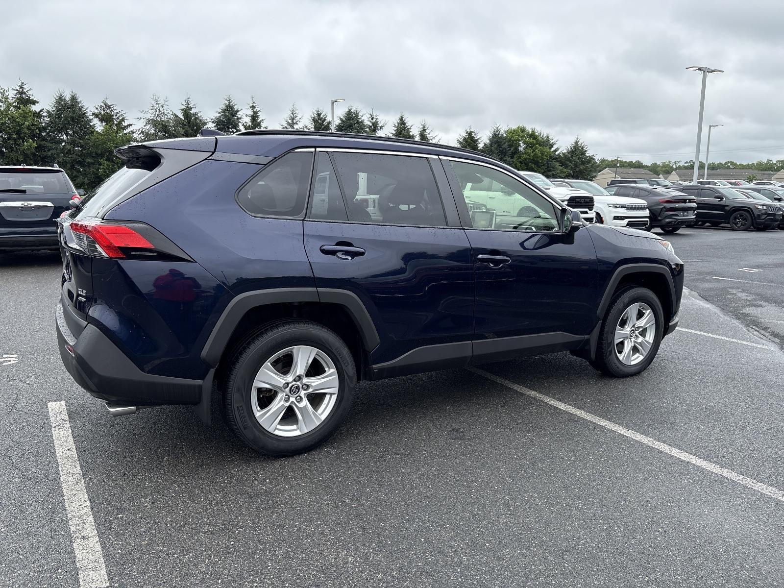 2019 Toyota RAV4 Vehicle Photo in Mechanicsburg, PA 17050