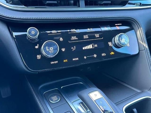 2025 INFINITI QX60 Vehicle Photo in San Antonio, TX 78230