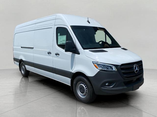 2025 Mercedes-Benz Sprinter Cargo Van Vehicle Photo in Neenah, WI 54956
