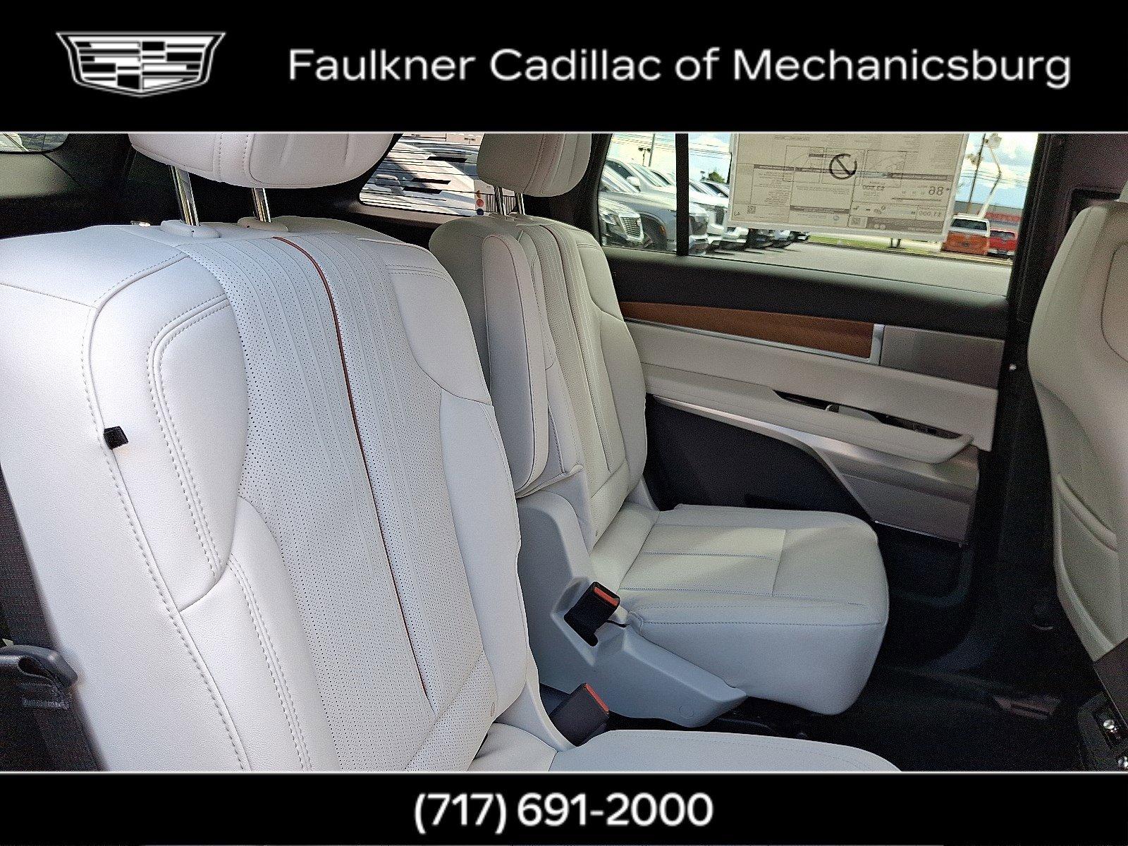 2026 Cadillac VISTIQ Vehicle Photo in MECHANICSBURG, PA 17050-1707