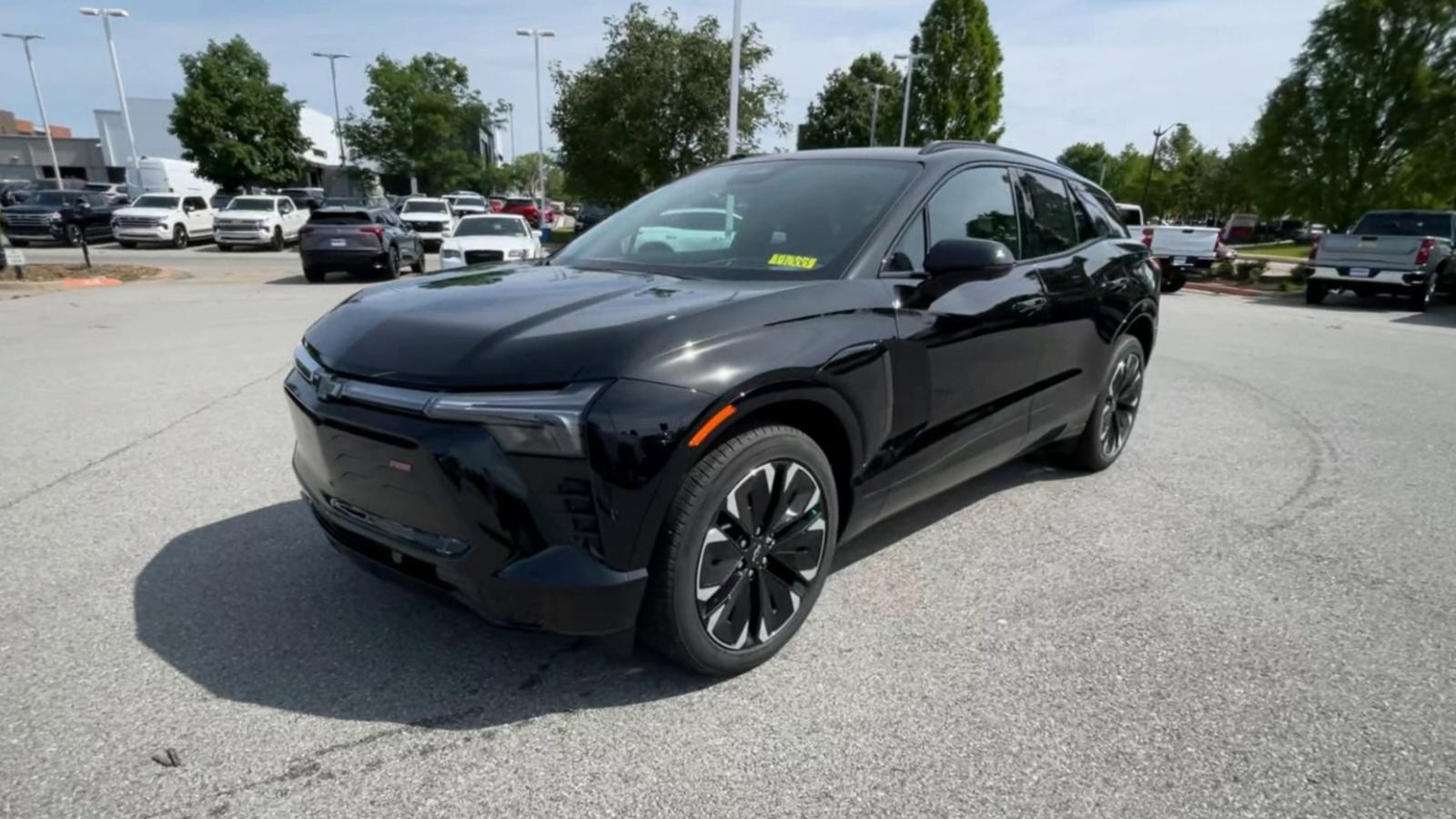 2024 Chevrolet Blazer EV Vehicle Photo in BENTONVILLE, AR 72712-4322