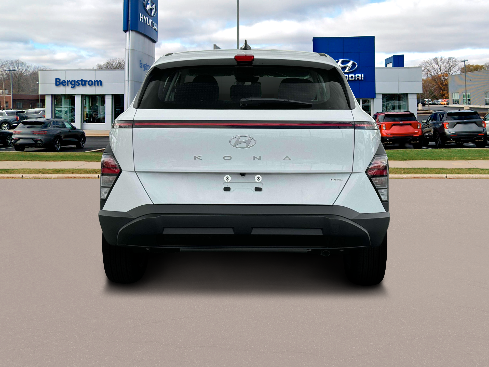 2025 Hyundai KONA Vehicle Photo in Green Bay, WI 54304