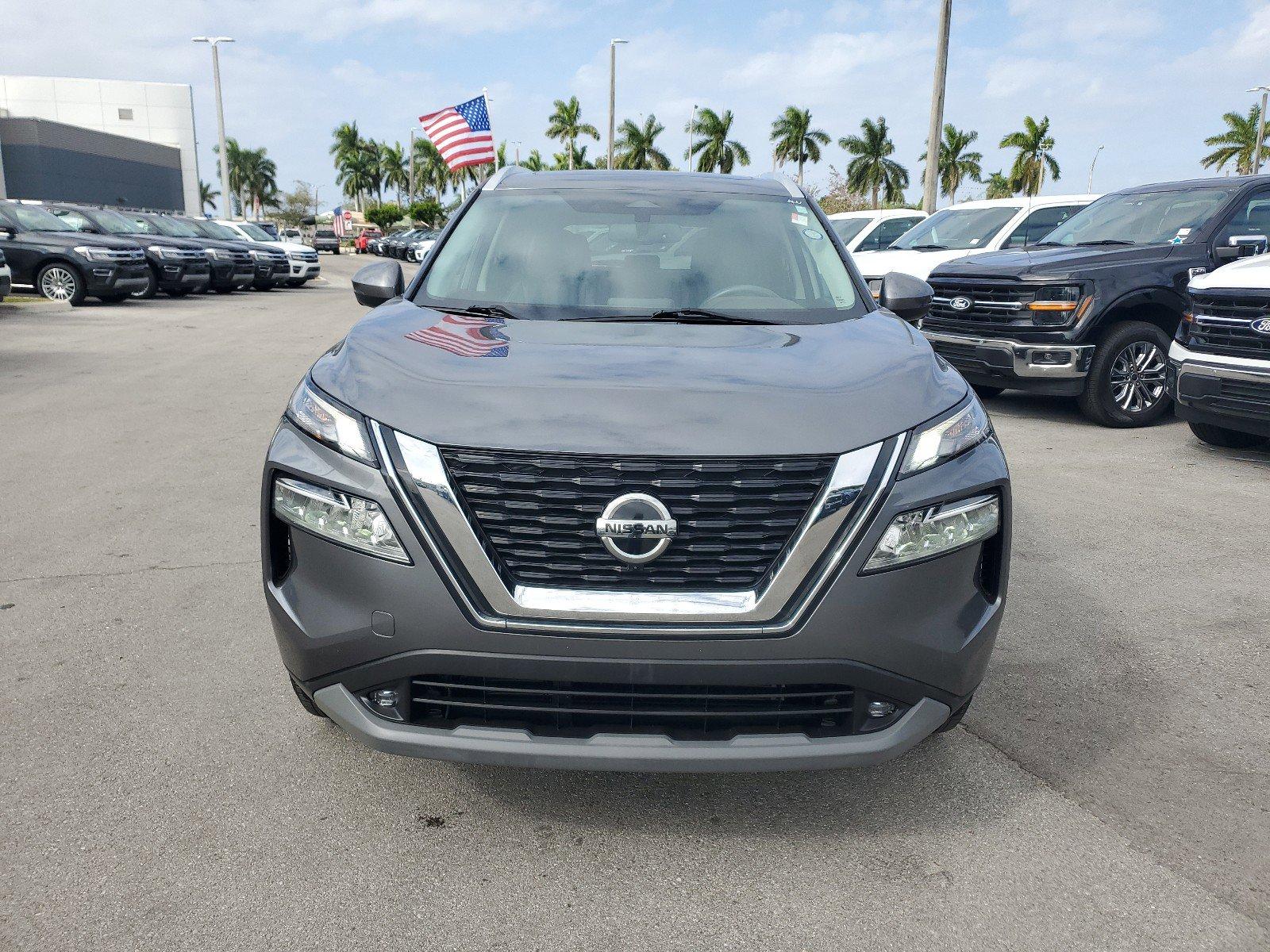 Used 2021 Nissan Rogue SL with VIN 5N1AT3CA1MC824347 for sale in Homestead, FL