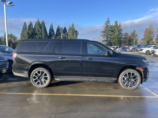 2024 Chevrolet Suburban Vehicle Photo in PUYALLUP, WA 98371-4149