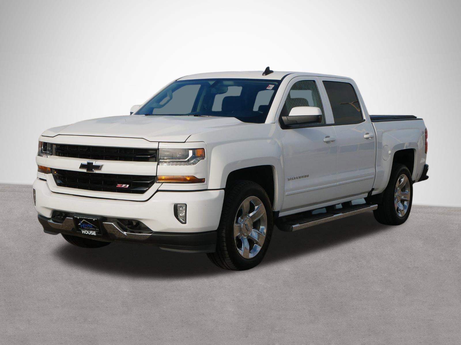 Used 2017 Chevrolet Silverado 1500 LT with VIN 3GCUKREC0HG443629 for sale in Owatonna, Minnesota