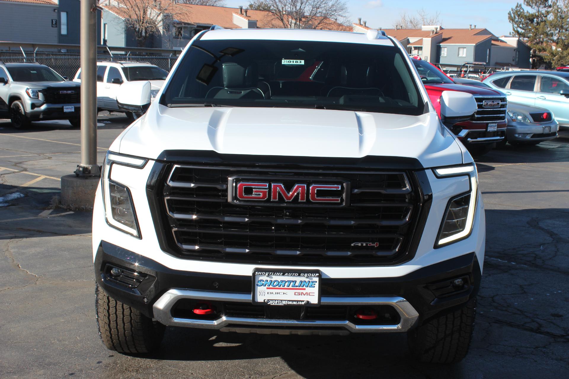 2025 GMC Yukon Vehicle Photo in AURORA, CO 80012-4011