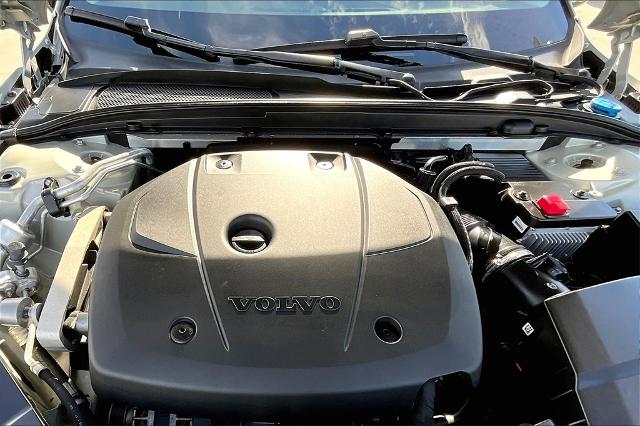 2020 Volvo V60 Cross Country Vehicle Photo in Grapevine, TX 76051