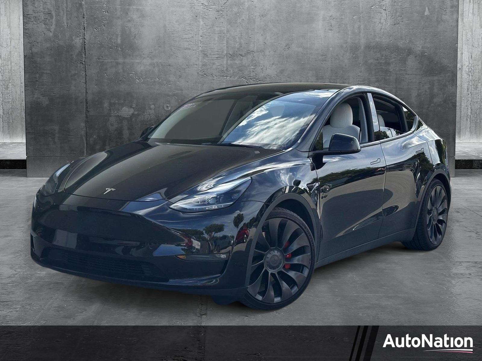 2022 Tesla Model Y Vehicle Photo in Hollywood, FL 33021