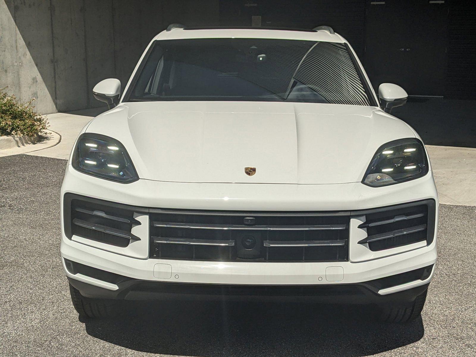 2024 Porsche Cayenne Vehicle Photo in Towson, MD 21204