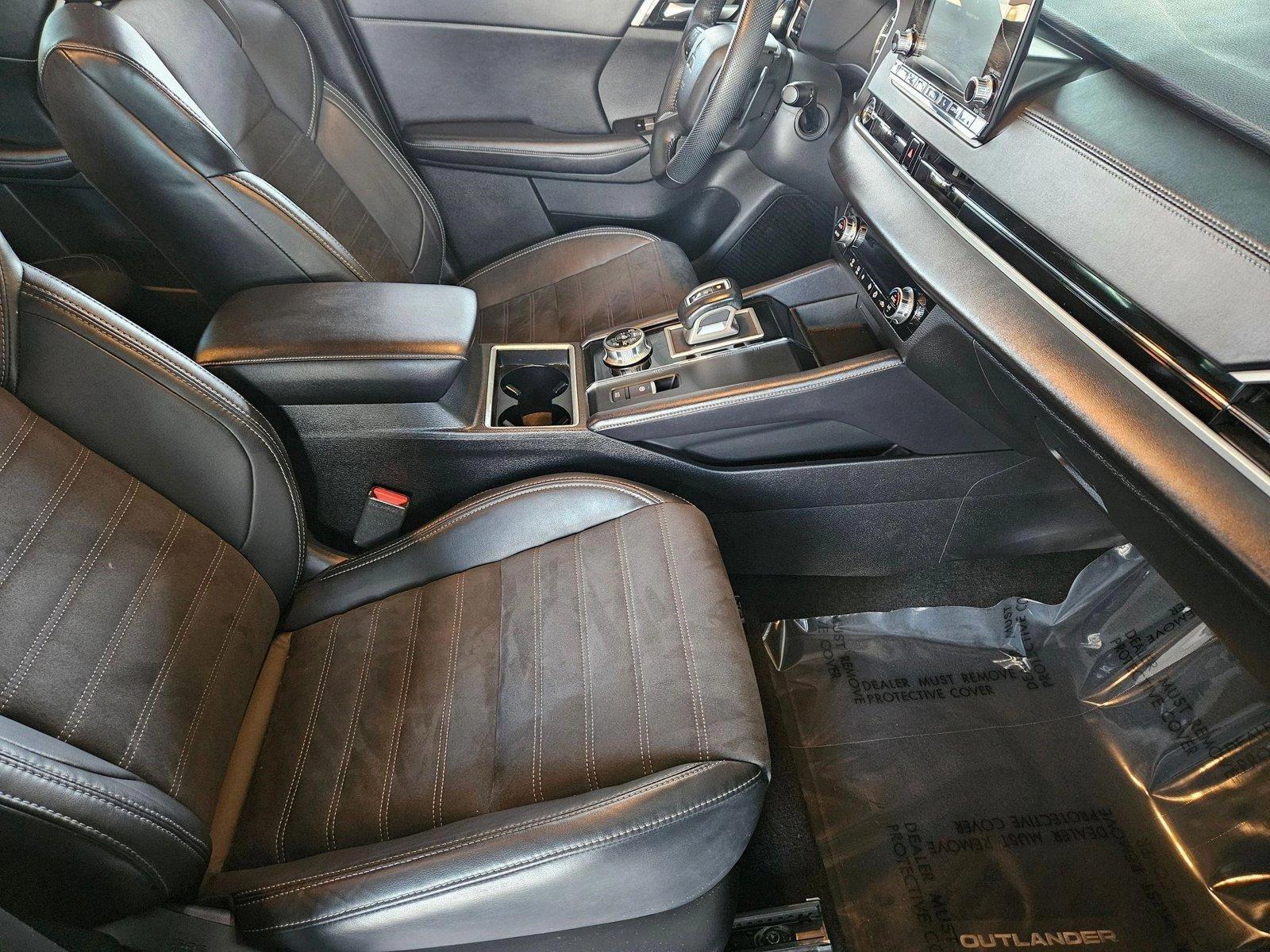 2023 Mitsubishi Outlander Vehicle Photo in Henderson, NV 89014