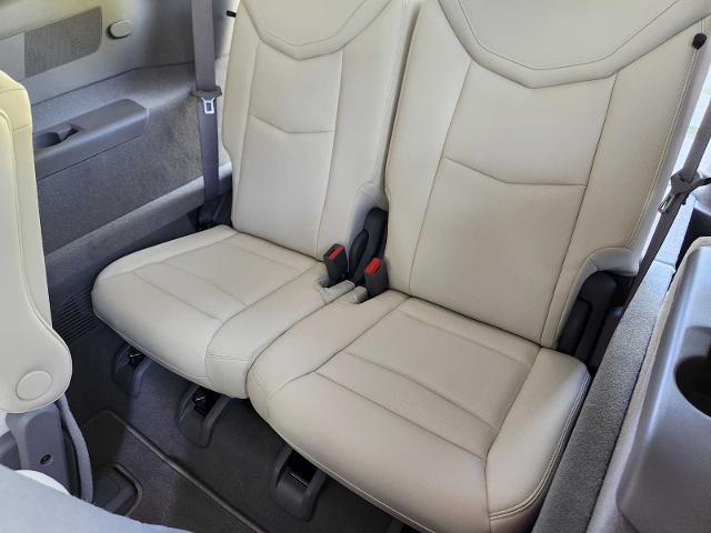 2025 Cadillac XT6 Vehicle Photo in HOUSTON, TX 77079