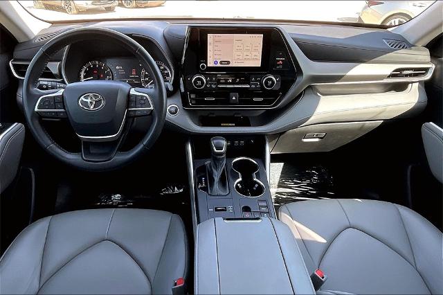 2023 Toyota Highlander Vehicle Photo in Grapevine, TX 76051