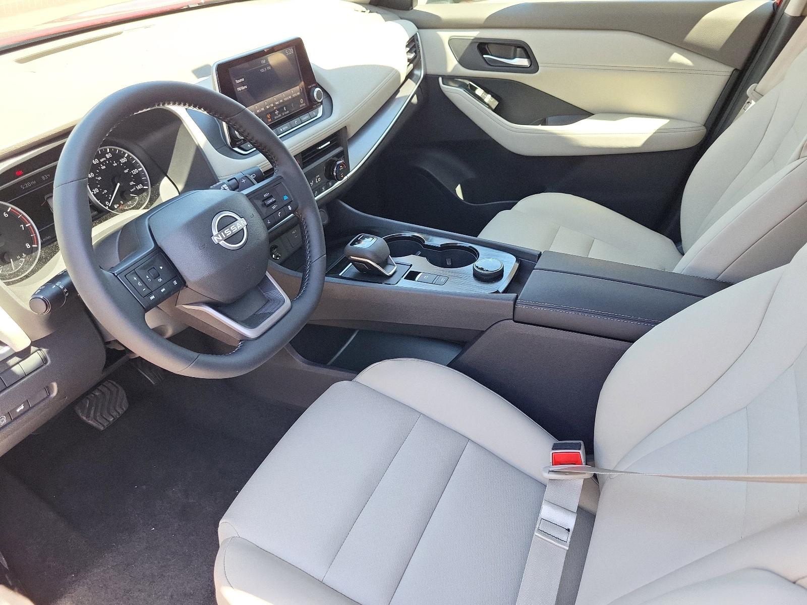 2025 Nissan Rogue Vehicle Photo in Albuquerque, NM 87110