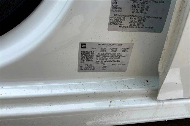 2023 Chevrolet Silverado 2500 HD Vehicle Photo in TOPEKA, KS 66609-0000