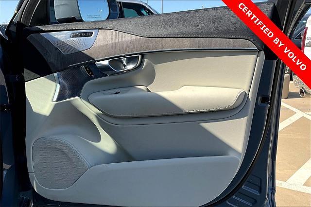 2022 Volvo XC90 Vehicle Photo in Grapevine, TX 76051