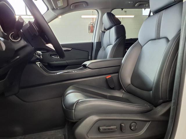 2025 Honda Pilot Vehicle Photo in Oshkosh, WI 54904
