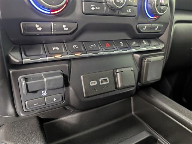 2020 Chevrolet Silverado 1500 Vehicle Photo in ENGLEWOOD, CO 80113-6708
