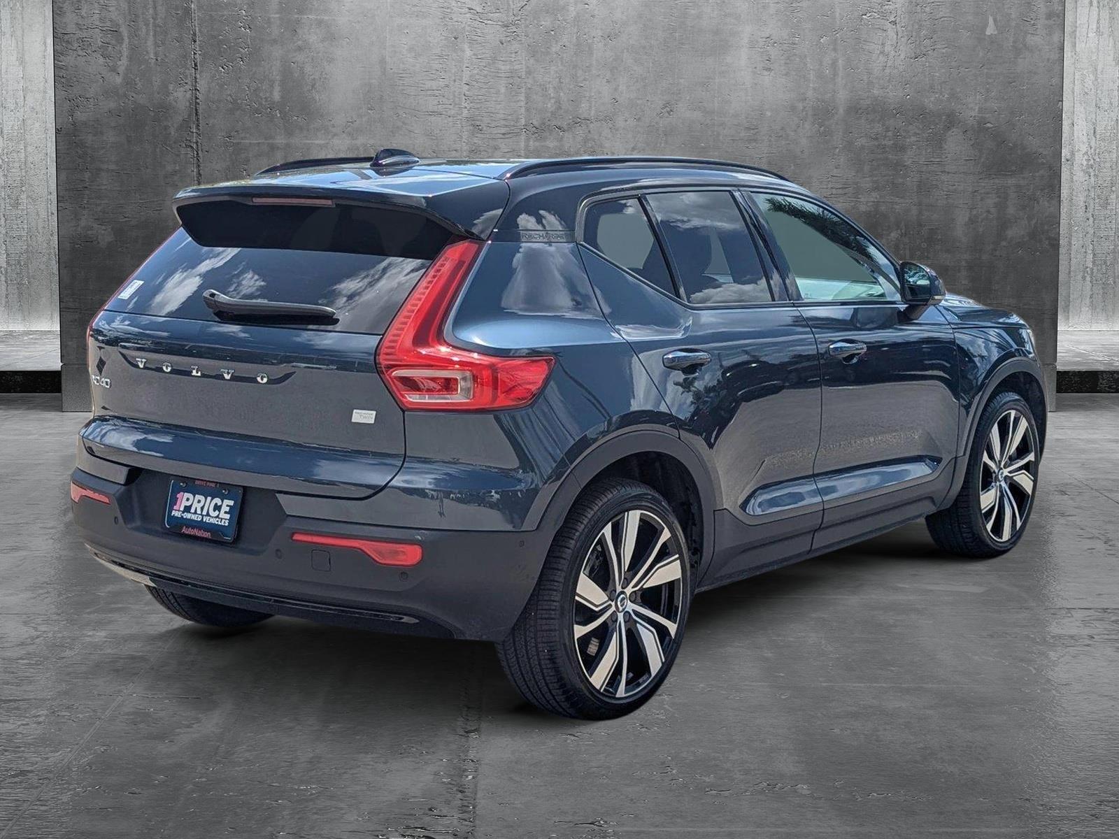 2022 Volvo XC40 Recharge Pure Electric Vehicle Photo in Delray Beach, FL 33444