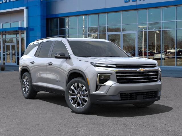 2025 Chevrolet Traverse Vehicle Photo in OSHKOSH, WI 54904-7811