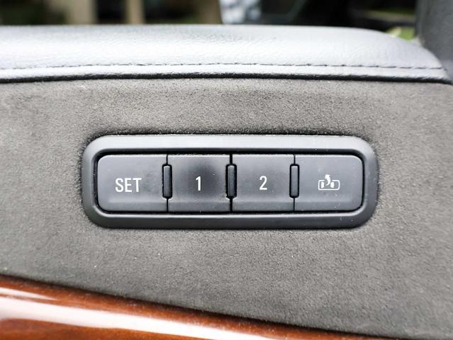 2018 Cadillac Escalade Vehicle Photo in Dallas, TX 75209