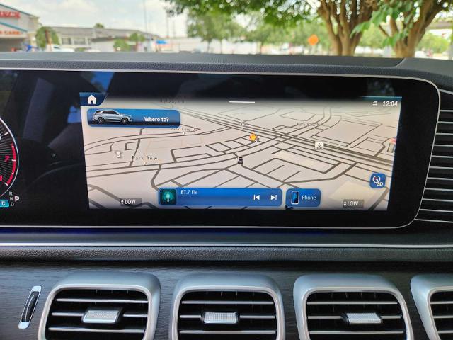 2025 Mercedes-Benz GLE Vehicle Photo in HOUSTON, TX 77079