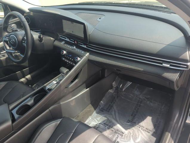 2023 Hyundai ELANTRA Hybrid Vehicle Photo in Merrillville, IN 46410