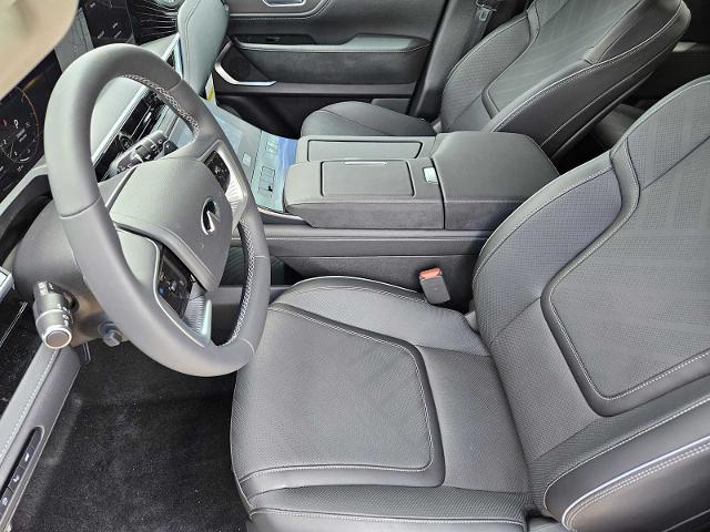 2025 INFINITI QX80 Vehicle Photo in Fort Worth, TX 76132